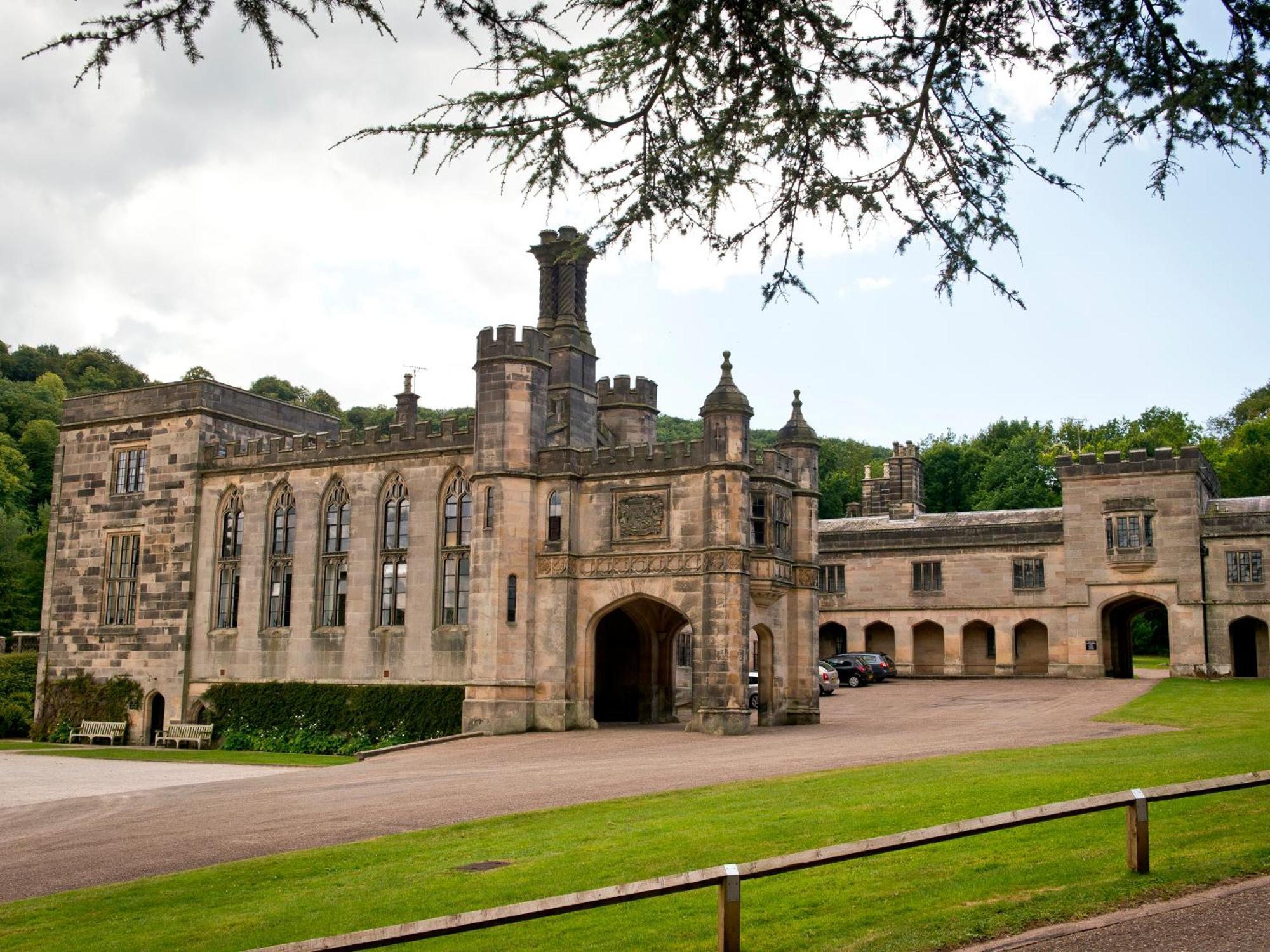 YHA Ilam Hall Ashbourne  Bagian luar foto