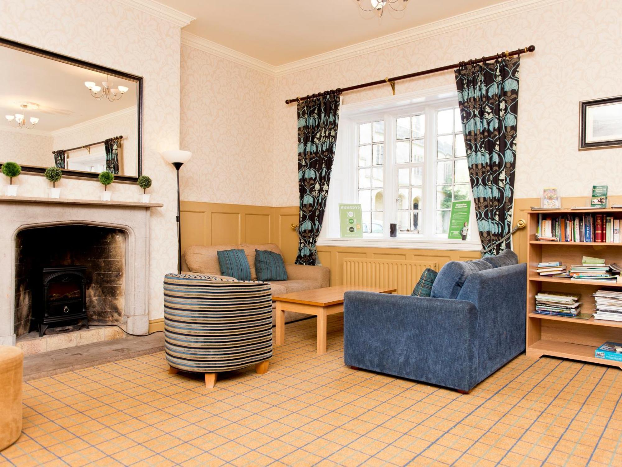 YHA Ilam Hall Ashbourne  Bagian luar foto